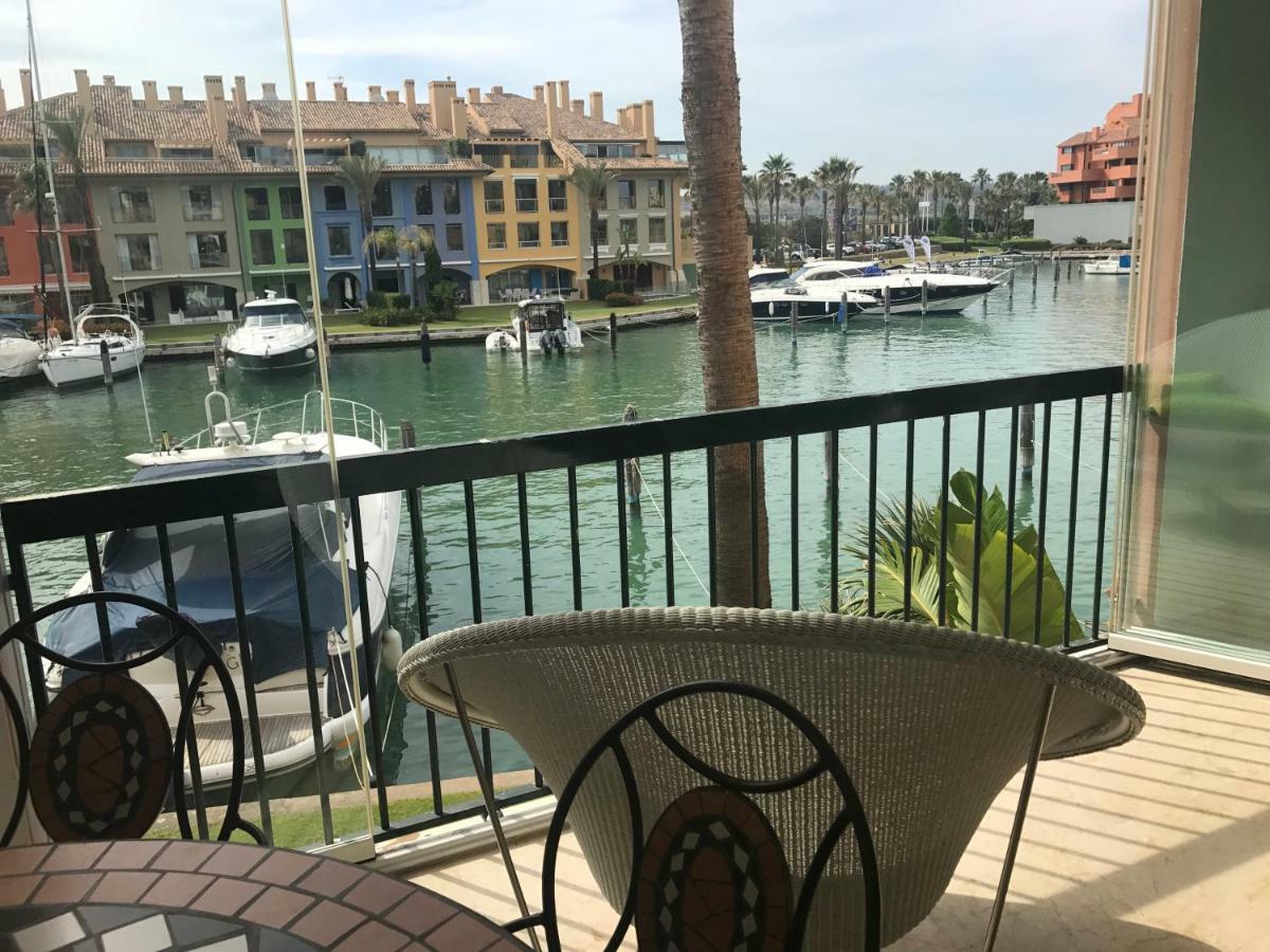 Apartamento Con Piscina ,Playa Con Vistas Panoramicas En La Marina De Sotogrande San Roque  Exterior photo