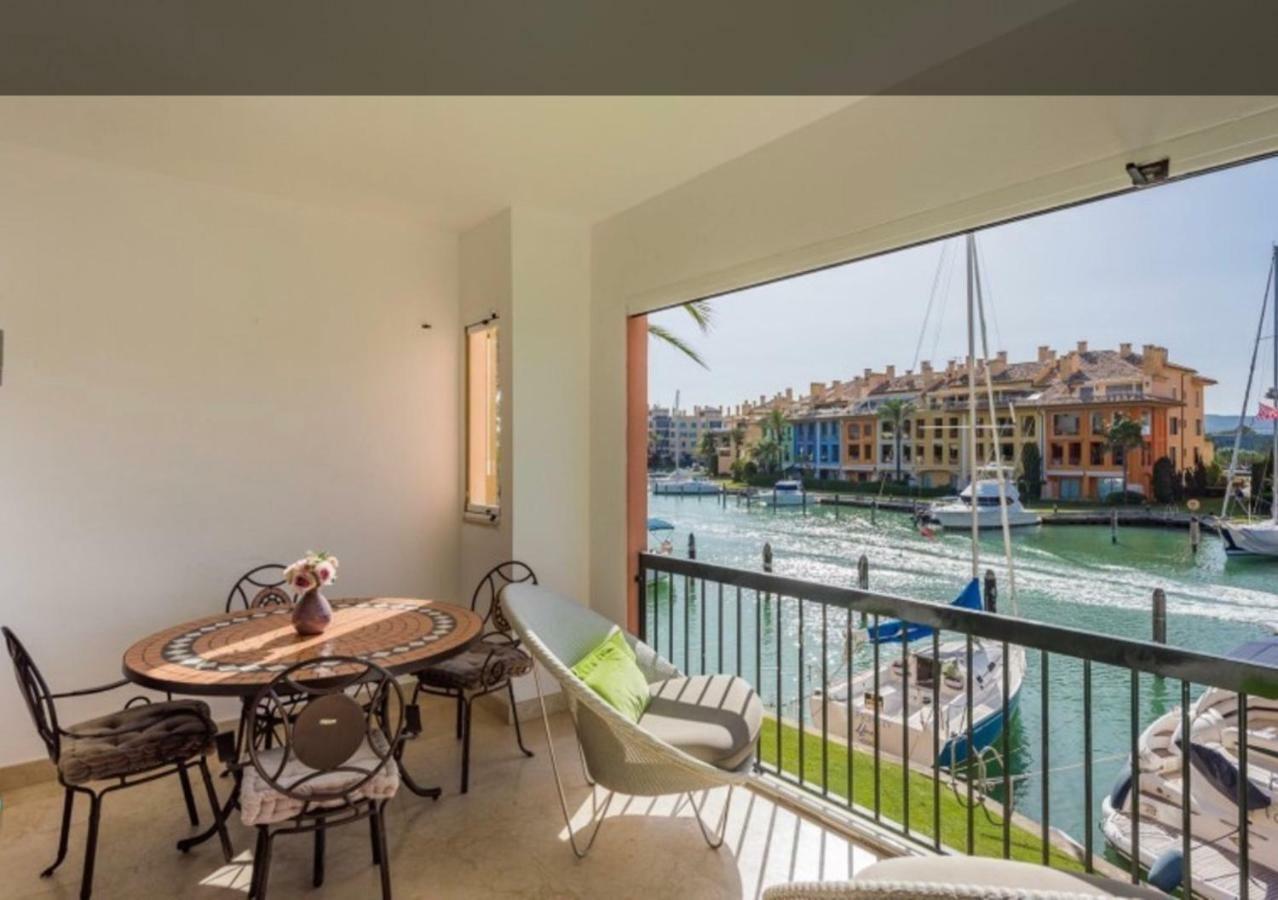 Apartamento Con Piscina ,Playa Con Vistas Panoramicas En La Marina De Sotogrande San Roque  Exterior photo